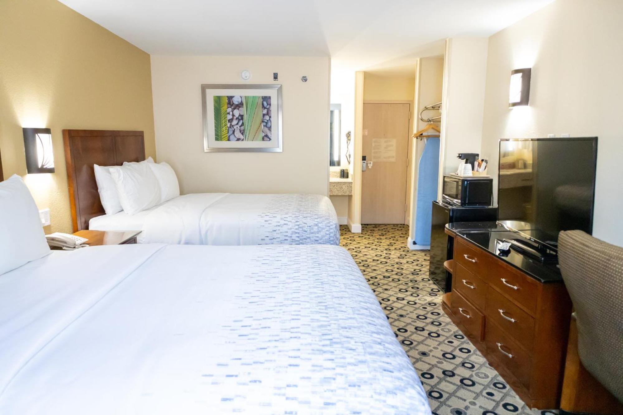 Days Inn By Wyndham College Park Atlanta Airport South Extérieur photo